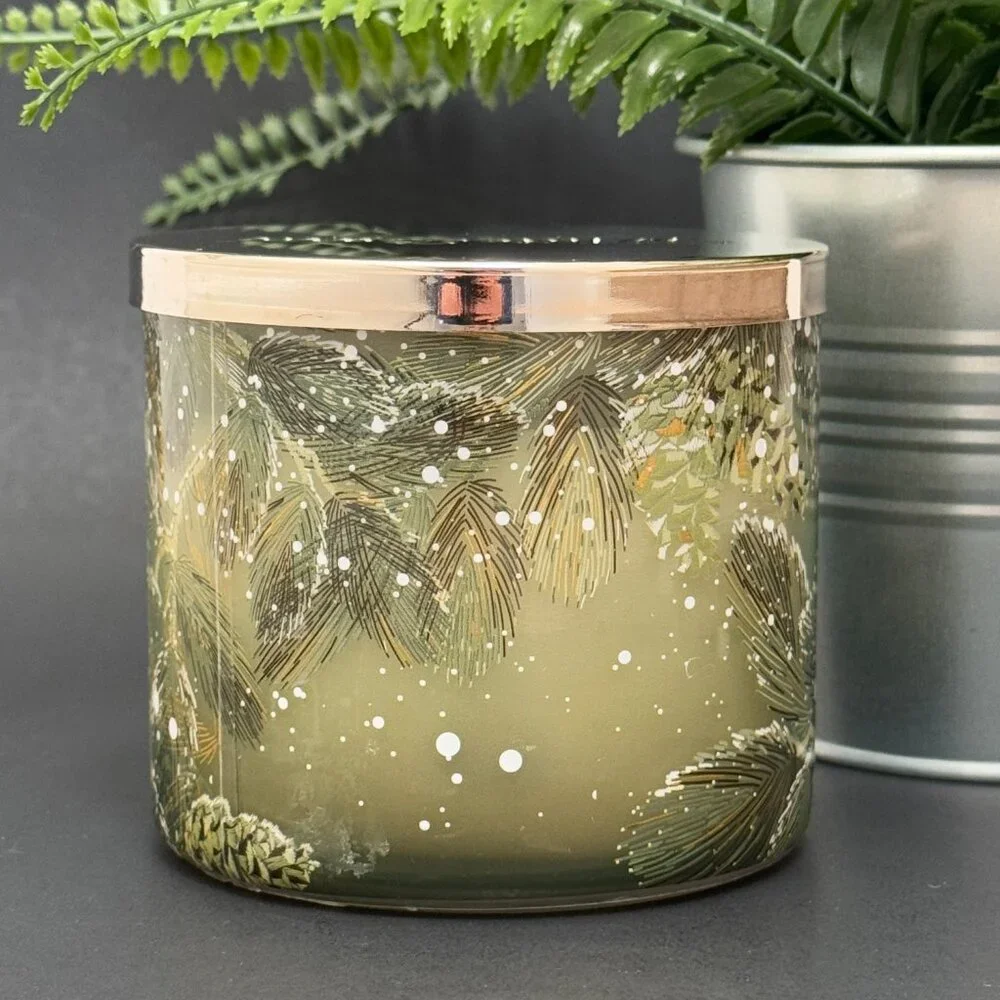 BBW White Eucalyptus & Sage White Barn Bath & Body Works 3 Wick Candle - Picture 2 of 10